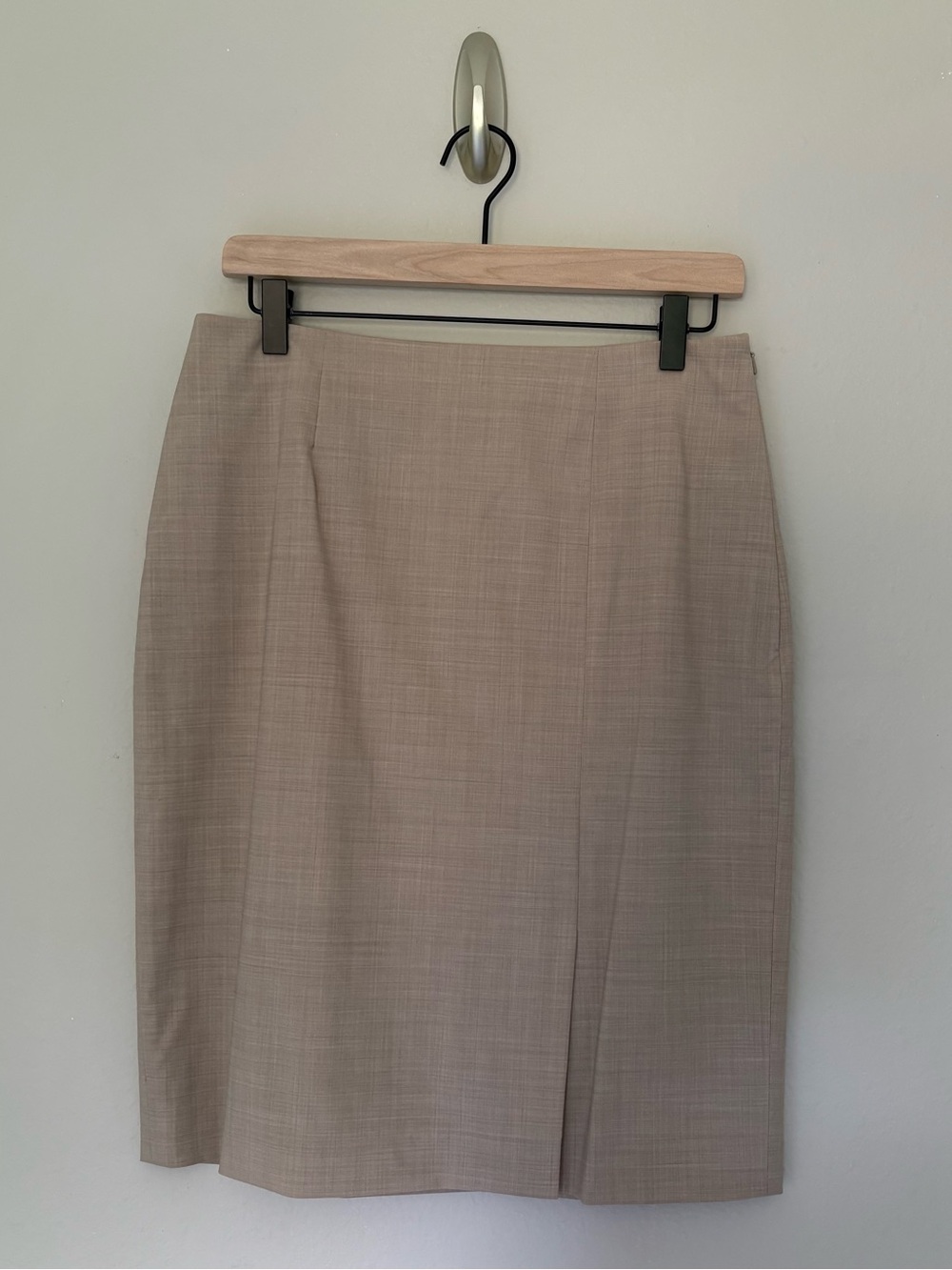 Brooks Brothers Loro Piana Tan Beige Wool Pencil Skirt Front Slit Sz 6
